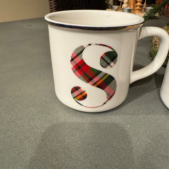 Pottery Barn Stewart Plaid Monogram Mugs (set of 3) - Picture 2 of 5